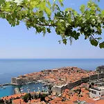 Exclusive Old Town And Sea View شقة دوبروفينك
